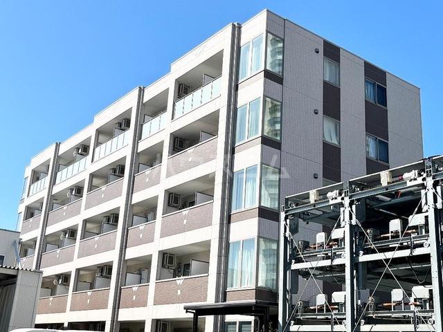 トレシャーナ