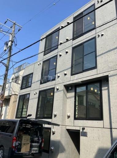 PREMIUM RESIDENCE AKABANE
