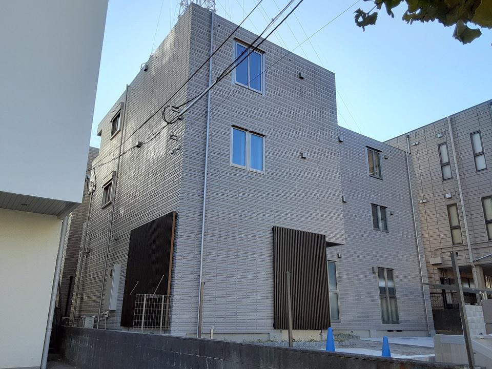 オッジ フェリーチェ