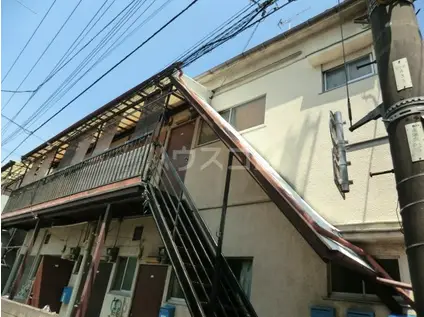 鈴木荘(2K/2階)の外観写真