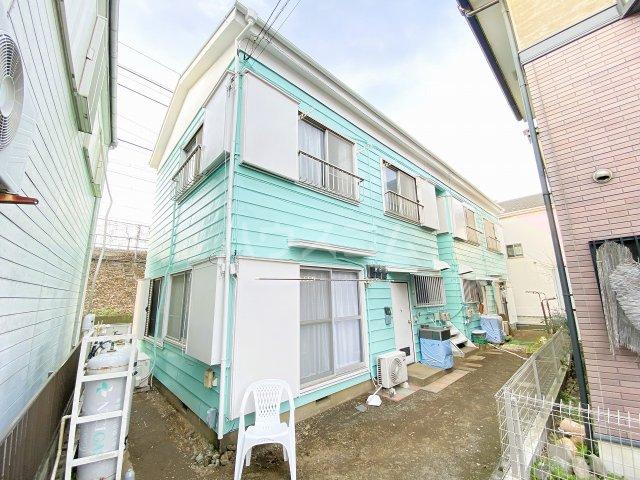さざ波と貝がらココマーレ平塚