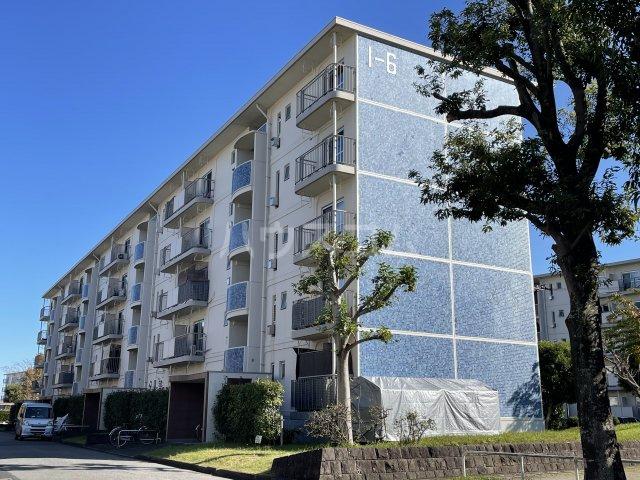 村上団地1街区6号棟