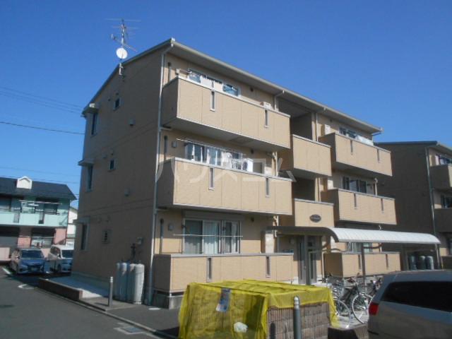 ラークヒルズC