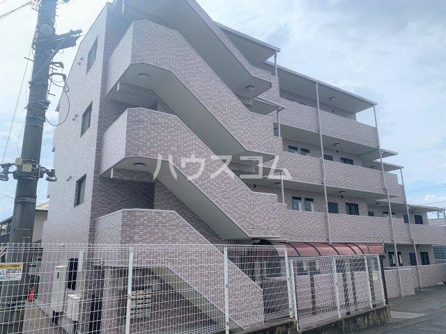 メゾンカワベ