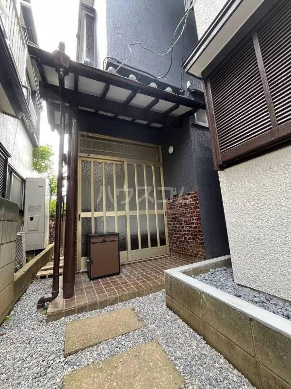 千葉県市川市  築42年(2LDK)