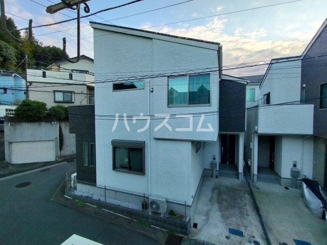 日新パレス