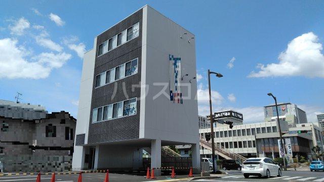 シャインスリービル