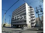 モダンテラス中央