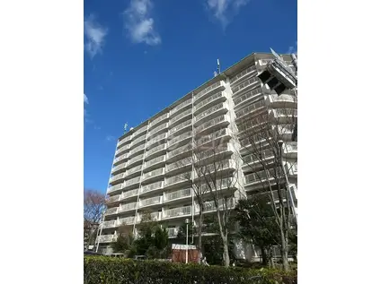 アパルトマン北千里(3LDK/2階)の外観写真