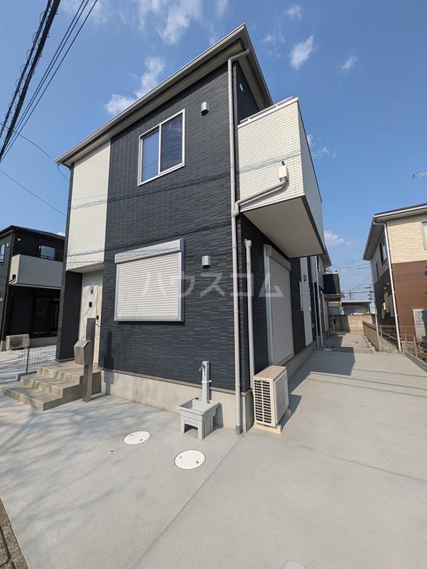 高崎線 桶川駅 徒歩28分  築1年(3LDK)