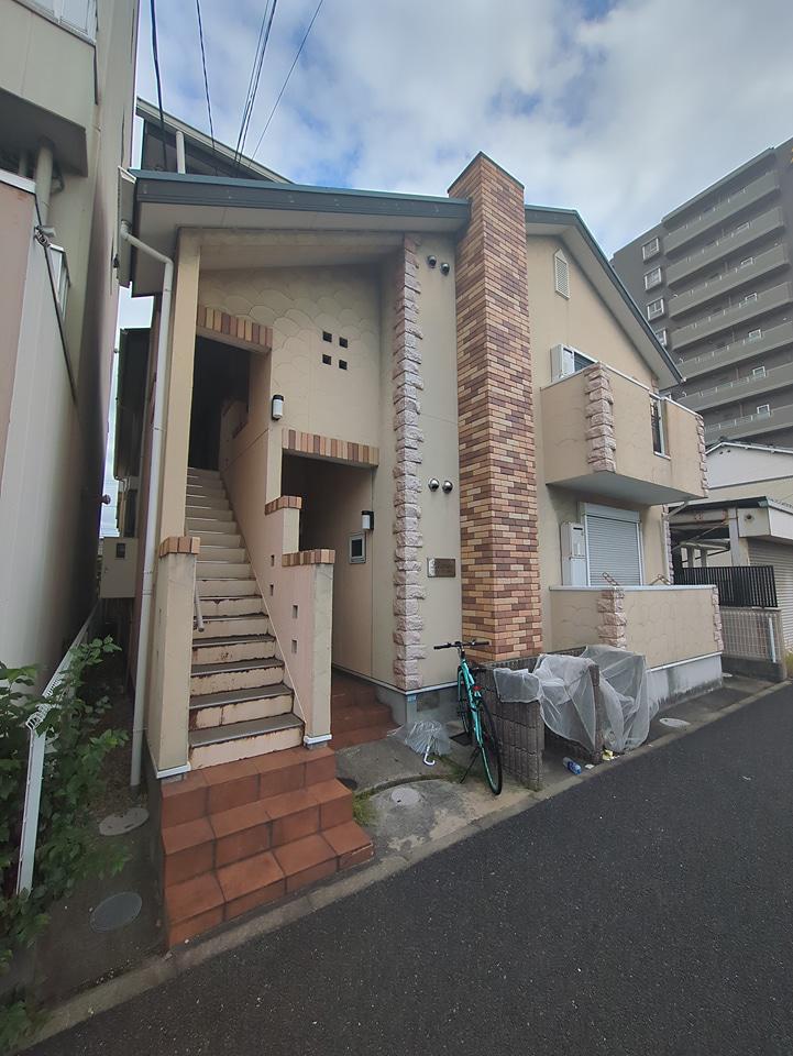 リブレア三番町