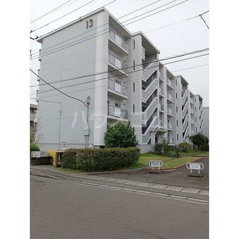 岡田団地13号棟(2LDK/2階)