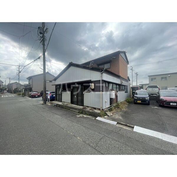関西本線 四日市駅 徒歩10分  築57年