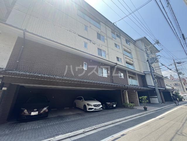 RIVER MOAT SHIJO