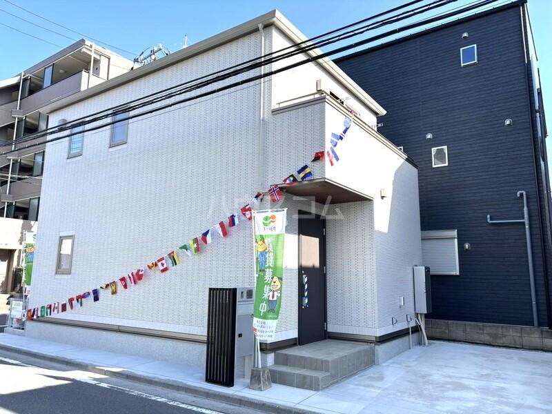 埼京線 武蔵浦和駅 徒歩18分  築1年(3LDK)