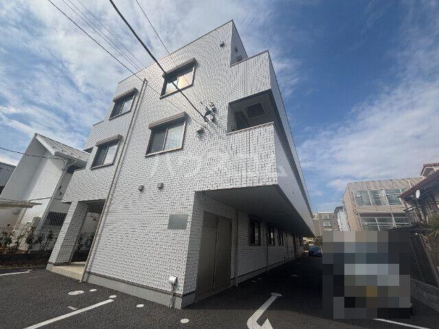 ファミリア一番館(2LDK/2階)