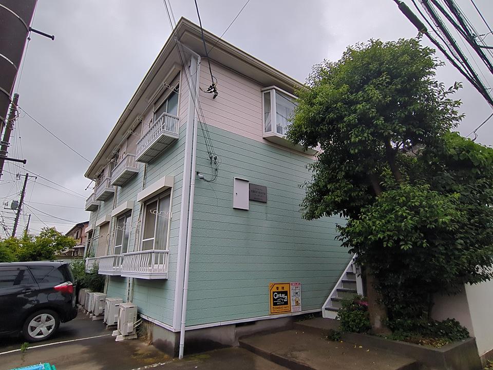 FIRST.HOUSE