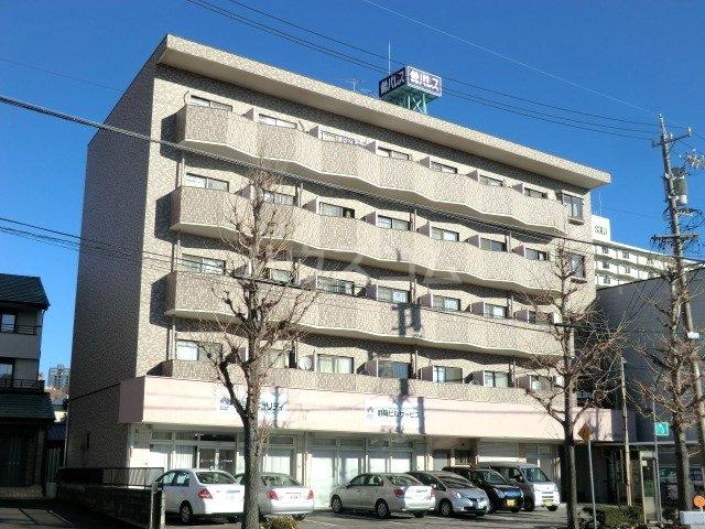 鈴パレス(1K/3階)の外観写真