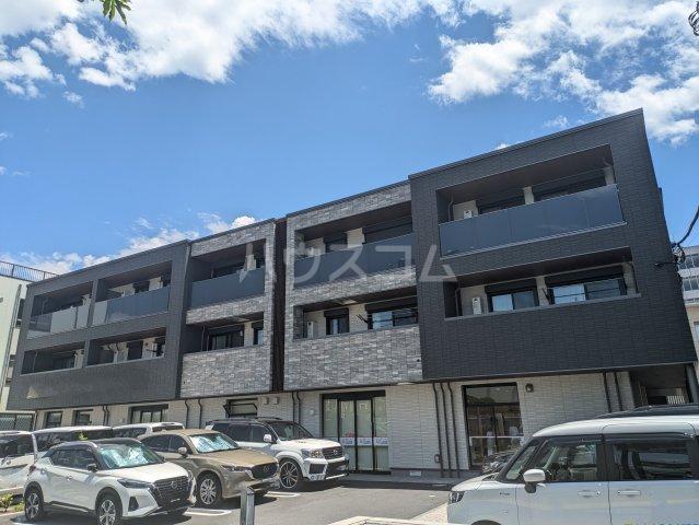 ガーデンフィール八番館