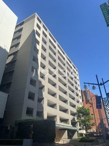 ライオンズステージ関内メダリオン