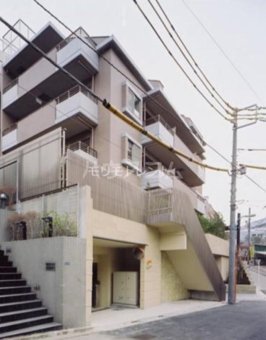クレッセント戸山夏目坂