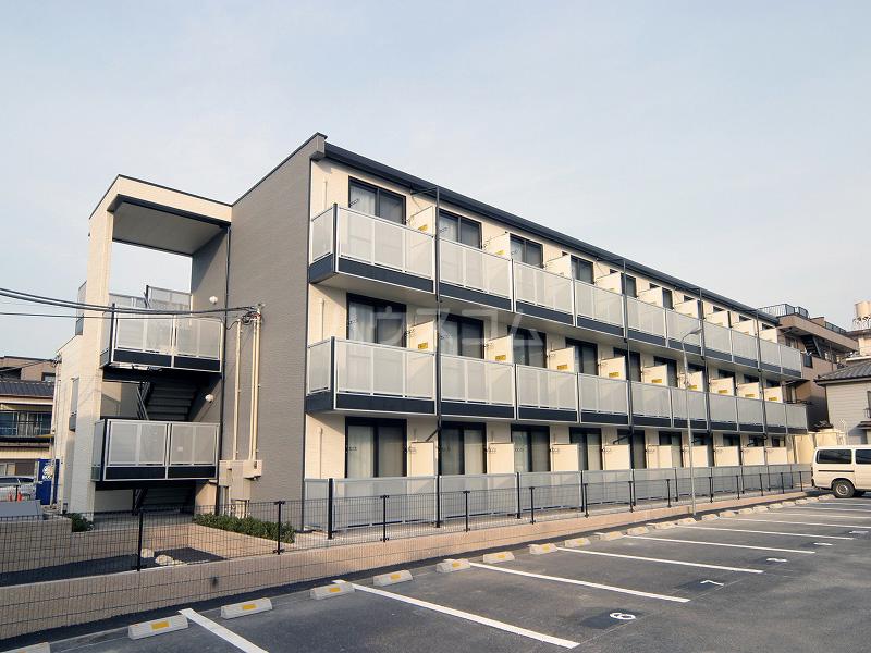 レオパレスフリーダムベッセルⅣ