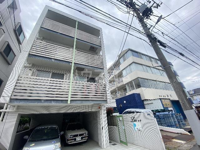 東京地下鉄東西線 浦安駅(千葉) 徒歩21分 4階建 築14年