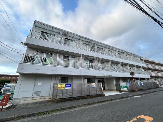 ファーストシティ六会