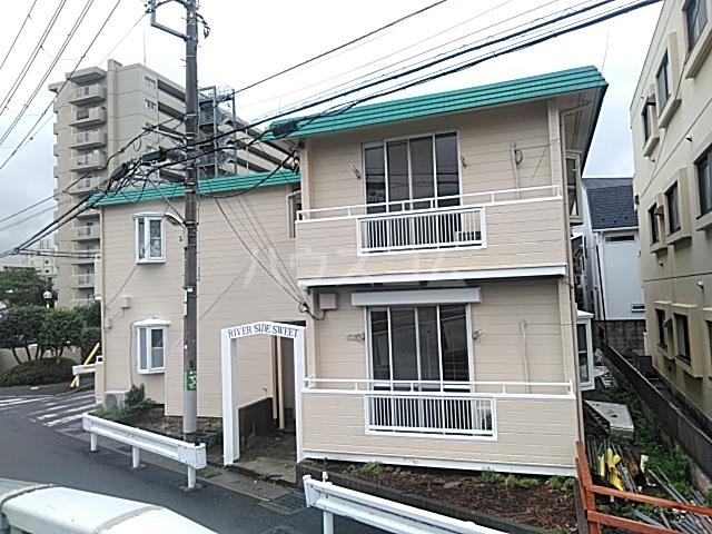 リバーサイドスィート市川A