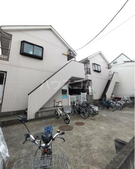 シャルマン氷川