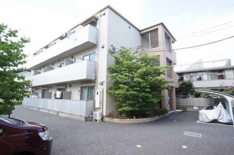 グラシュートロワ