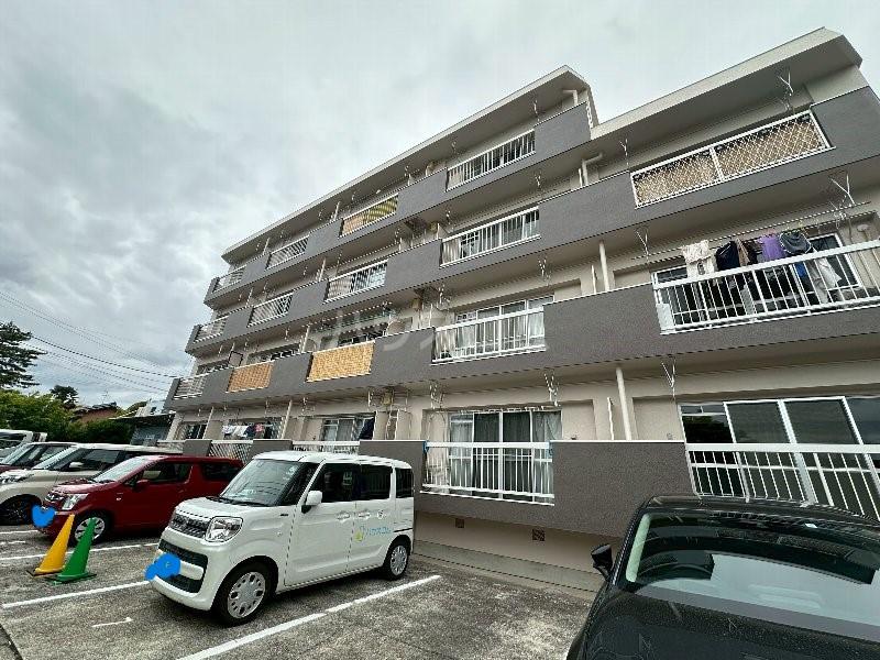 坪井マンション(2DK/1階)の外観写真