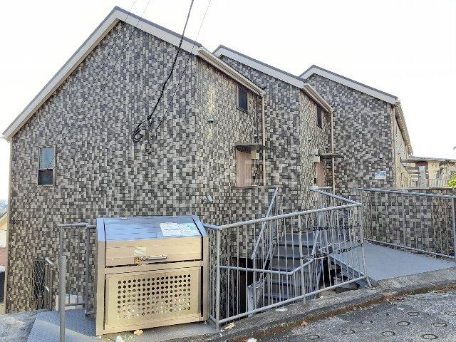 クレール上大岡参番館