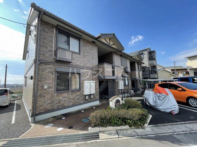 ファミリア富士塚(2LDK/1階)