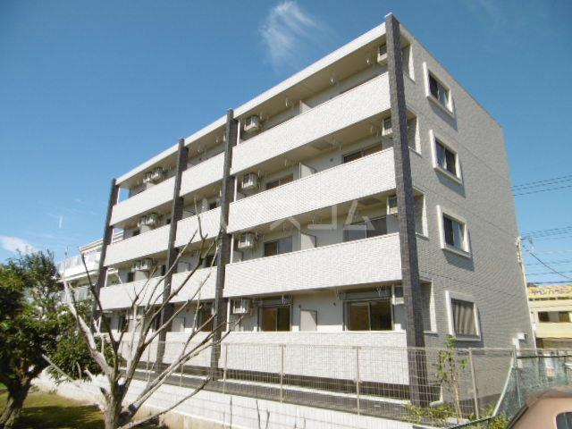 アバンサール
