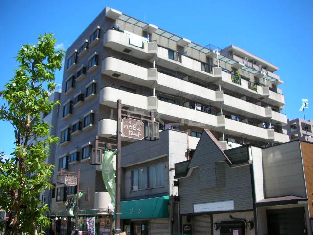 フロール川村