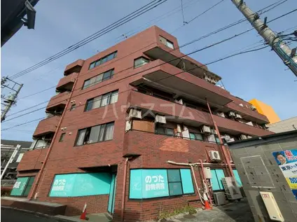 ブリックハウス(1K/2階)の外観写真