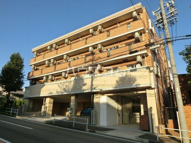 アールズヒルズ社台