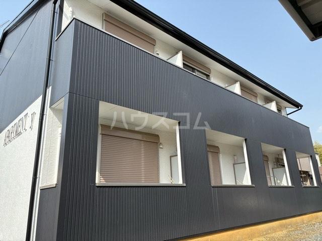 APARTMENT Y
