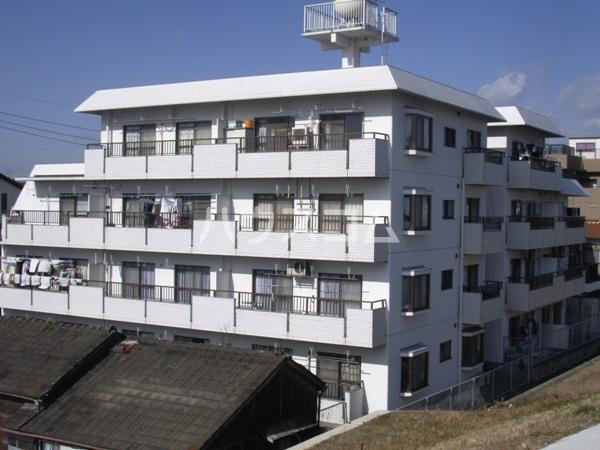 ジュネス青山(1LDK/3階)の外観写真