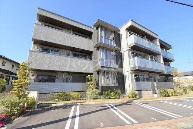 シャーメゾン小牧中央