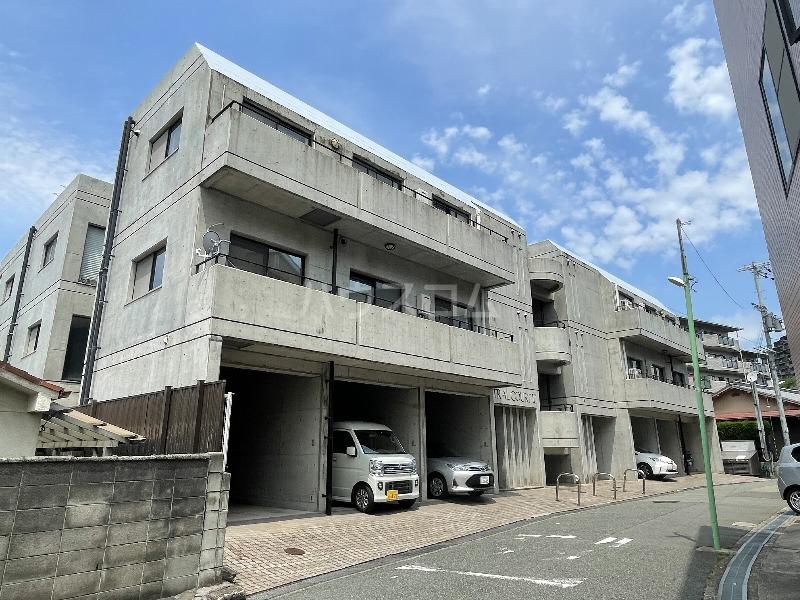 CENTRAL COURTⅢ