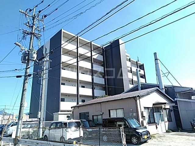 トゥリートップ