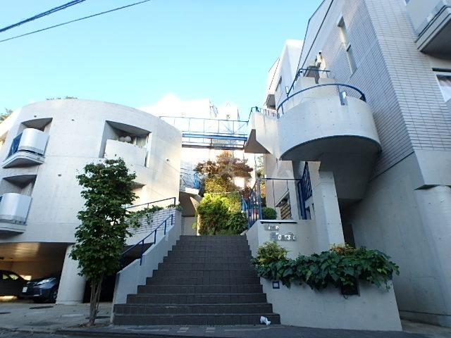 VILLA FLORESTA W棟