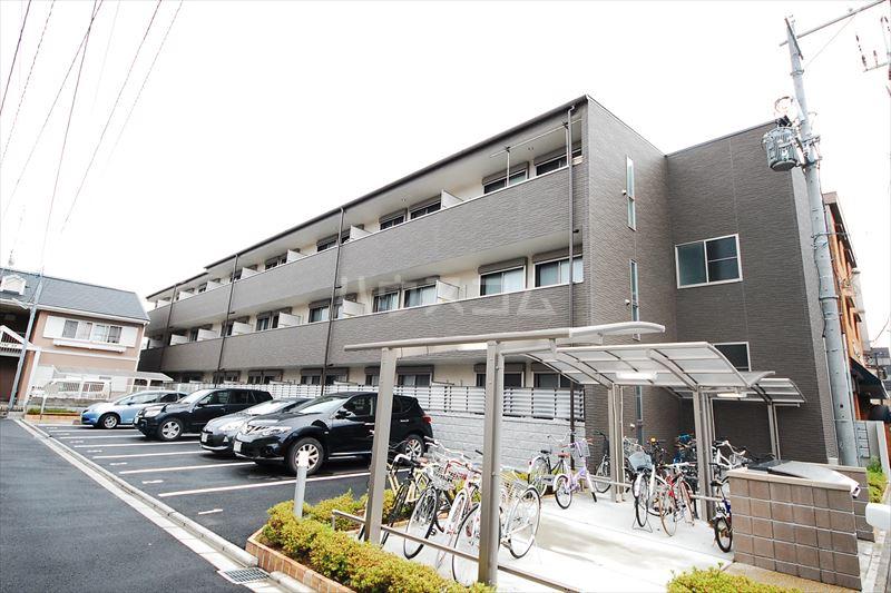 アンプルールフェール西大路