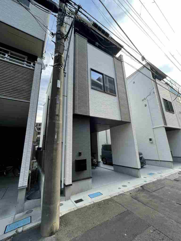 横須賀線 武蔵小杉駅 徒歩13分 3階建 築4年