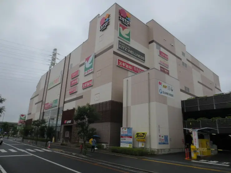 レオパレスwest court 2階階 間取り