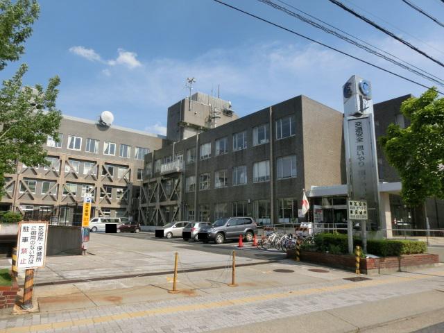 クレスト白壁
