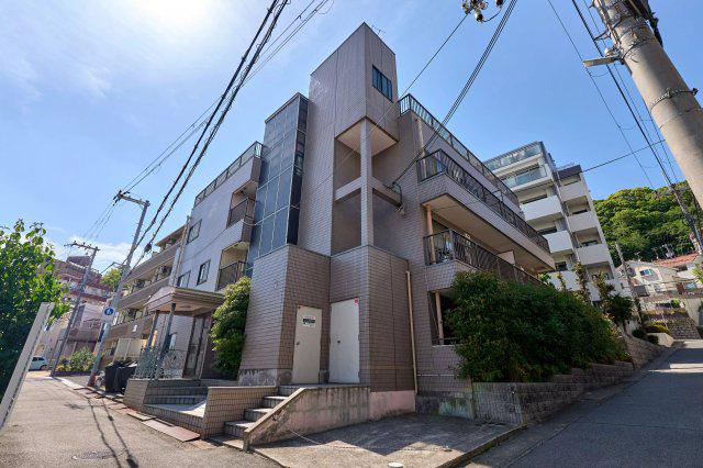 ロイヤルコート山本通