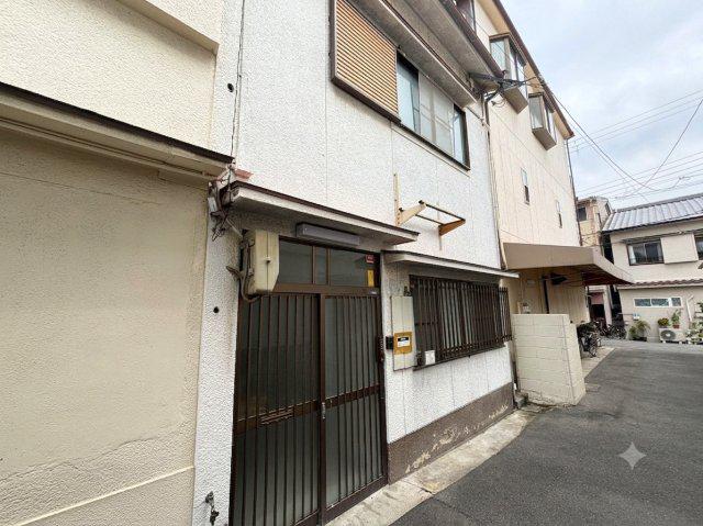 大阪市千日前線 小路駅(大阪メトロ) 徒歩4分 2階建 築50年